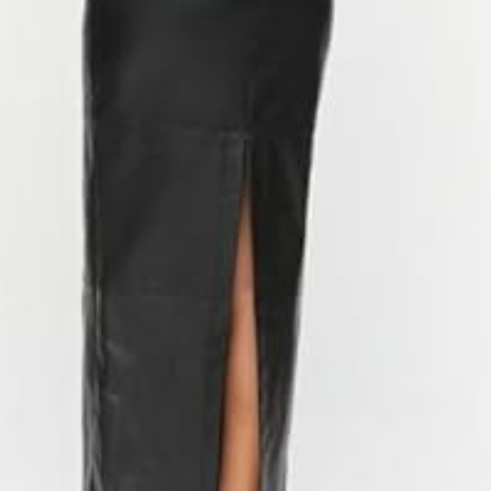 Forever 21 Sleek Black Pencil Skirt - Picture 4 of 14